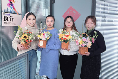 若水芳華，綻若春花！女神節(jié)到，聚丙烯酰胺廠家賽諾威恭祝天下所有女性芳華若春花！